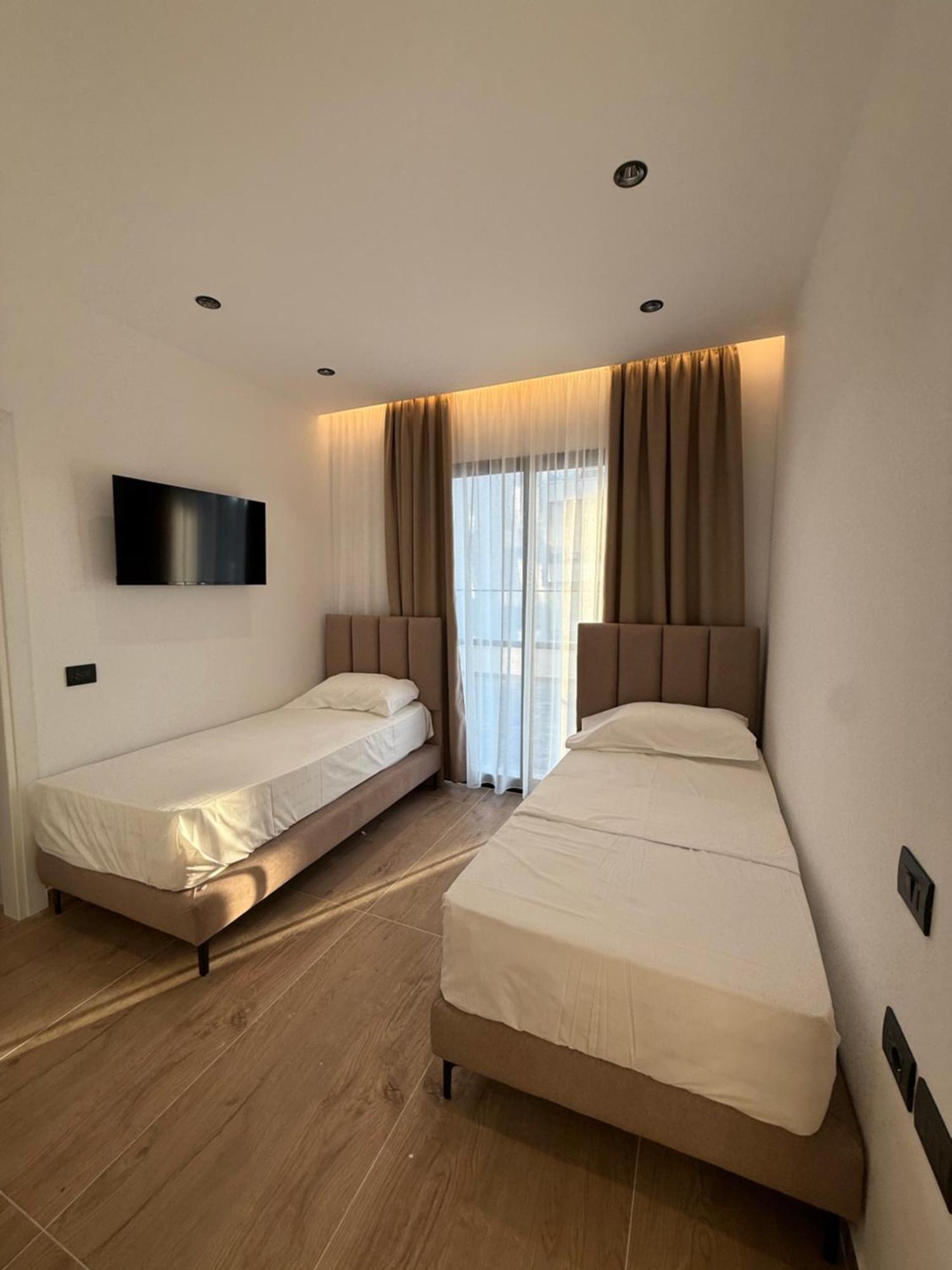 Hotel Imperial Спілє Екстер'єр фото