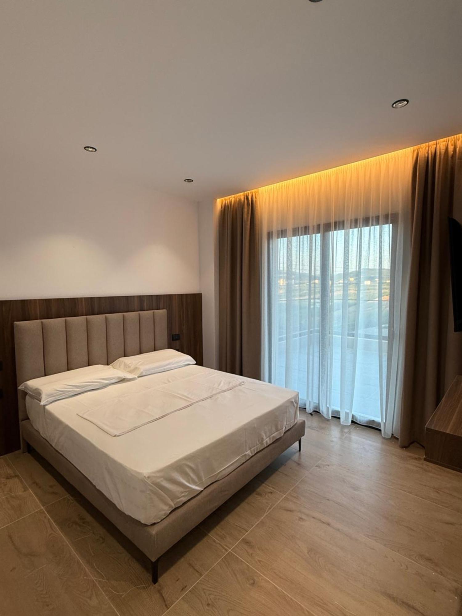 Hotel Imperial Спілє Екстер'єр фото
